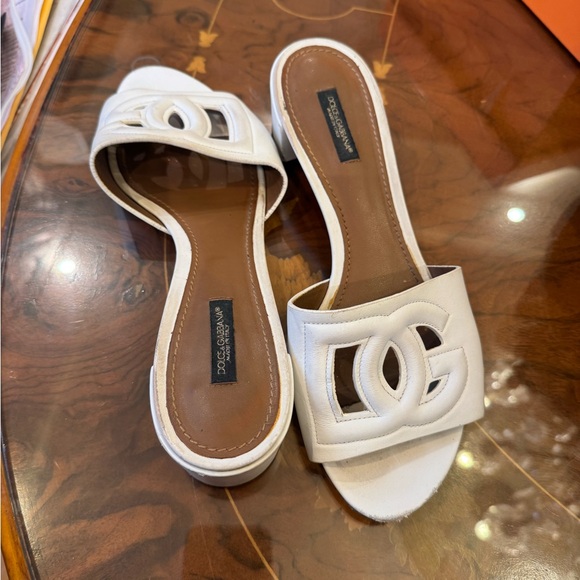 Dolce &Gabvana DG cutout logo sandals block heel Sz 39.5 USA Sz 9.5 - Picture 4 of 16